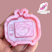 Cargar imagen en el visor de la galería, Molde TV kawaii 💕 Tamagotchi
